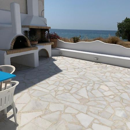 Blue Sea Villa & Apartments Makrýgialos Exterior foto